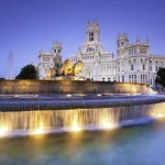 Plaza de la Cibeles - Palacio de Comunicaciones, Madrid, España.