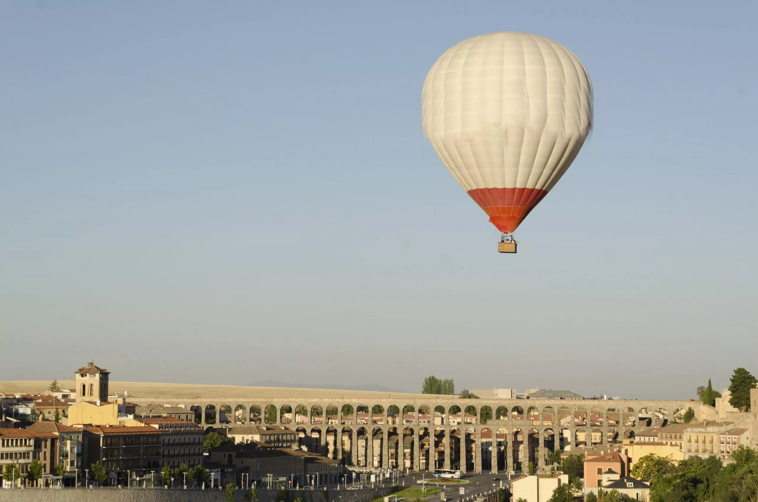 Segovia is a World Heritage Site since 1985. Segovia from the air to appreciate all the historical monuments from a bird's-eye view, its people and its gastronomy because from the air, everything is possible.